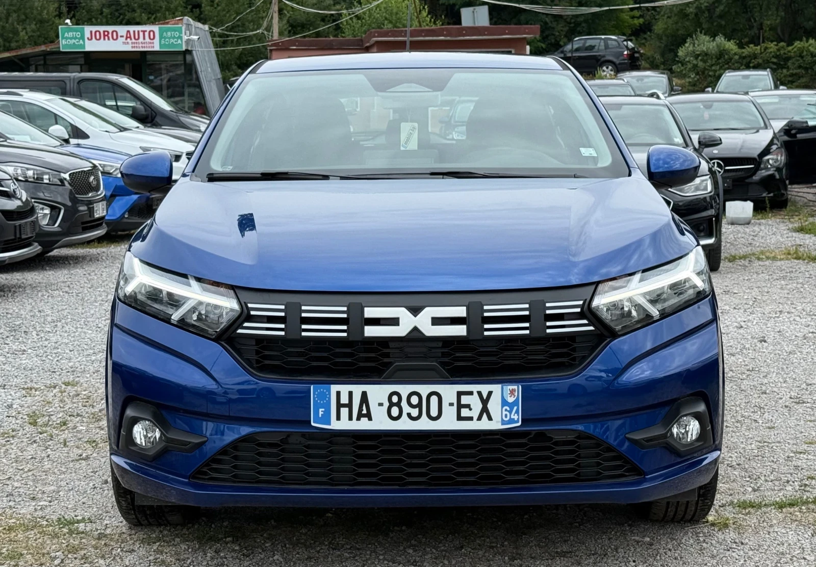 Dacia Sandero 1.0 SCe* 4000km* Navi* CarPlay* LED* 2025g* , снимка 2 - Автомобили и джипове - 55409408
