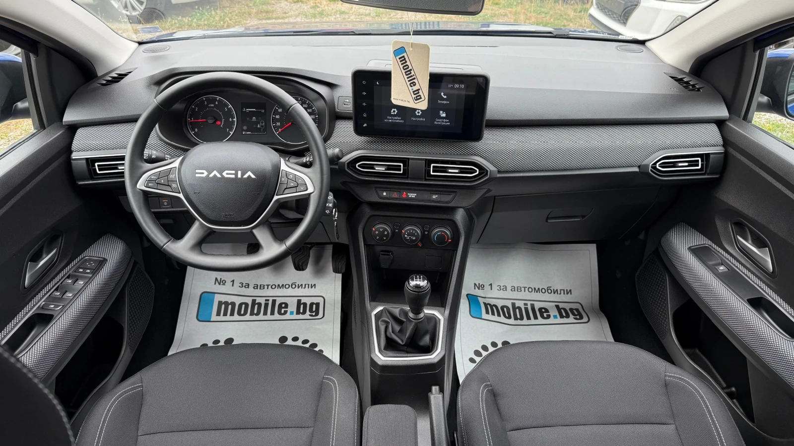 Dacia Sandero 1.0 SCe* 4000km* Navi* CarPlay* LED* 2025g* , снимка 10 - Автомобили и джипове - 55409408