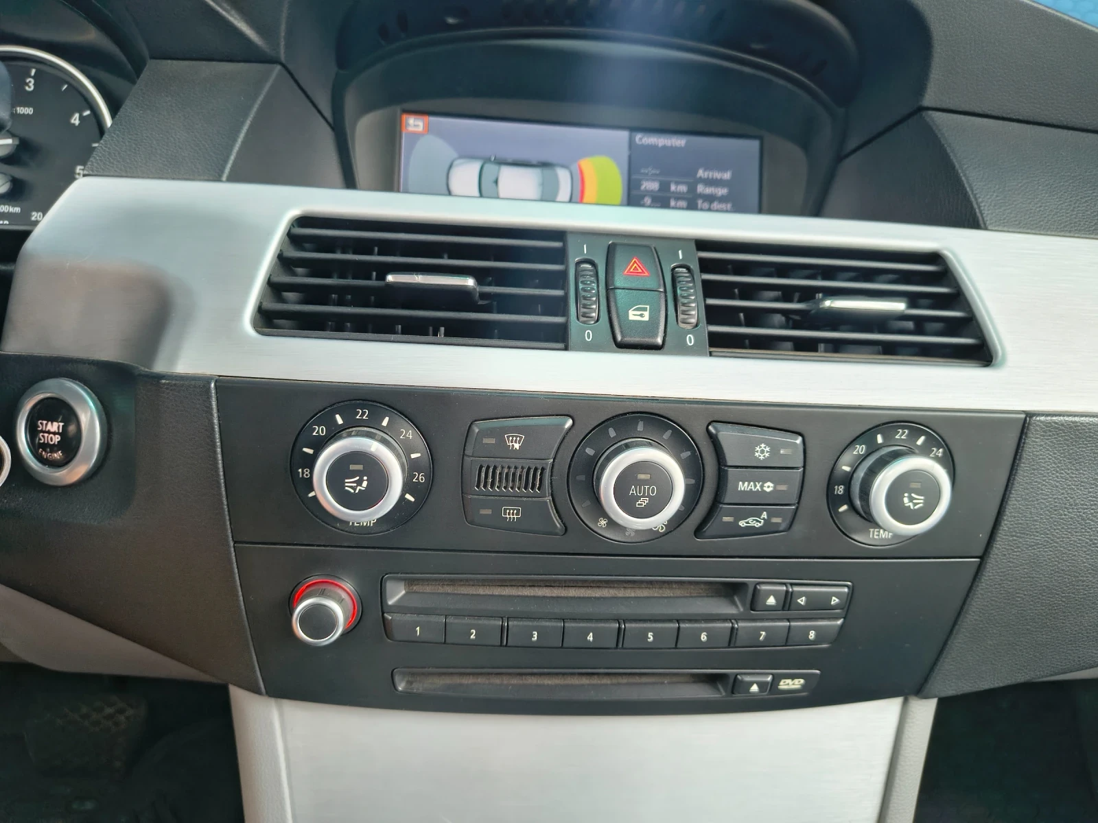 BMW 530 xDrive, снимка 12 - Автомобили и джипове - 55425672