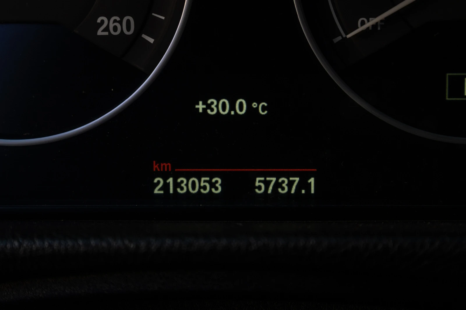 BMW 320 d Xdrive, снимка 13 - Автомобили и джипове - 55995041