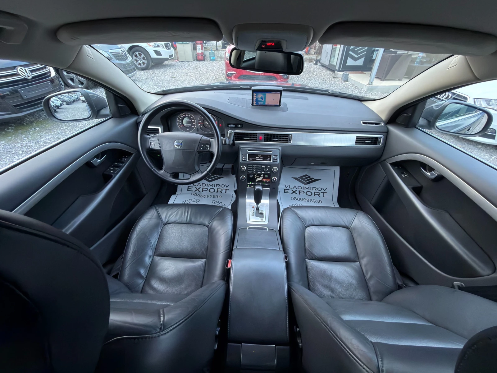 Volvo S80 2.4 D5 4x4 / Реални КМ / 1 СОБСТВЕНИК / БЕЗ РЪЖДА, снимка 9 - Автомобили и джипове - 56016463