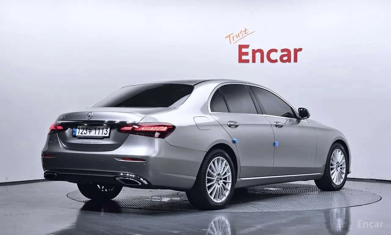 Mercedes-Benz E 250 Exclusive/ДИСТРОНИК/ОБДУХ/ХЕДЪП/ПОДГРЕВ/, снимка 2 - Автомобили и джипове - 56276069