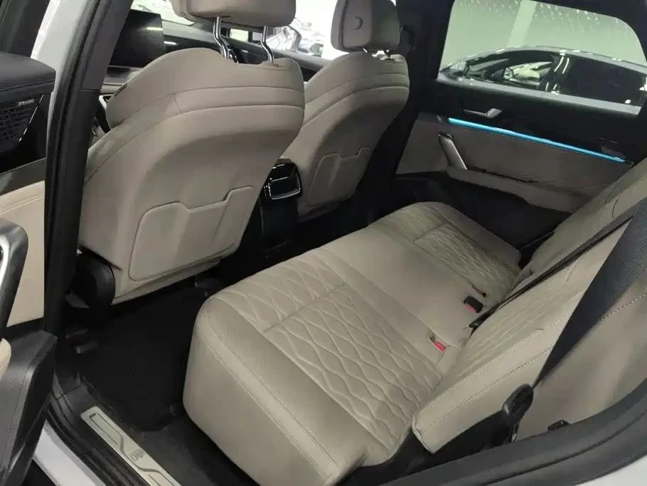BYD Tang, снимка 14 - Автомобили и джипове - 56686964