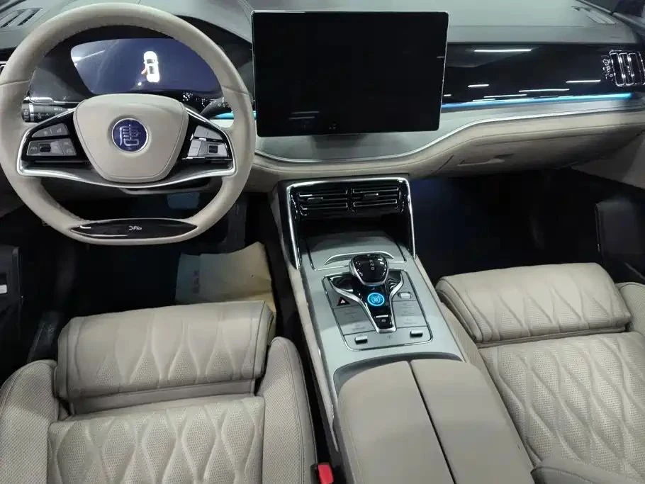 BYD Tang, снимка 7 - Автомобили и джипове - 56686964