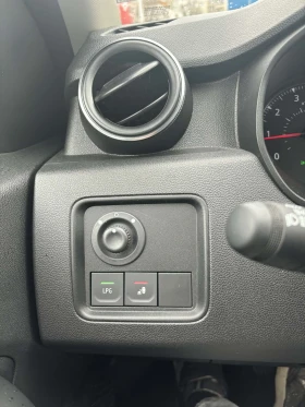 Dacia Duster - 15100 € / 29533.03 лв. - 86812705 15