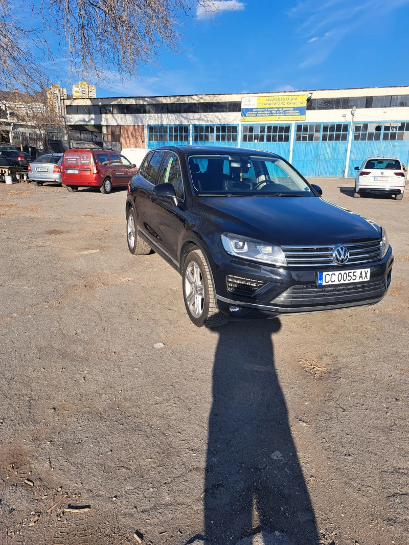 VW Touareg 3.0TDI, снимка 8 - Автомобили и джипове - 46225007