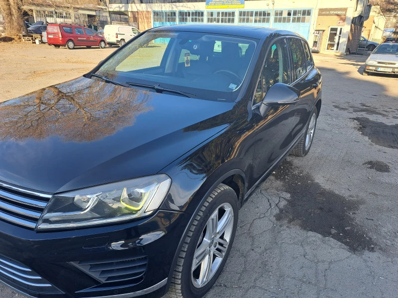 VW Touareg 3.0TDI, снимка 2 - Автомобили и джипове - 46225007