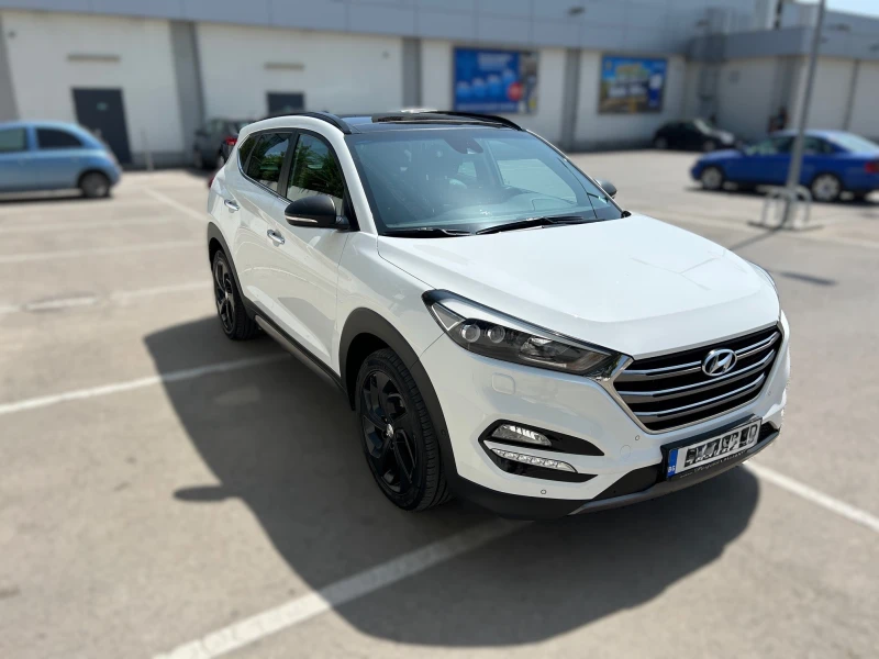 Hyundai Tucson, снимка 1 - Автомобили и джипове - 47458213