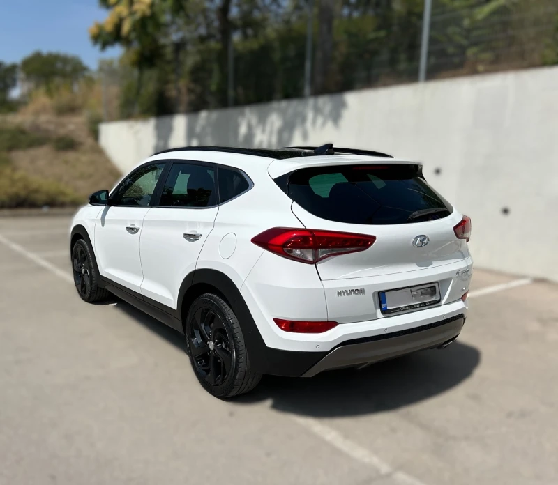 Hyundai Tucson, снимка 4 - Автомобили и джипове - 47458213