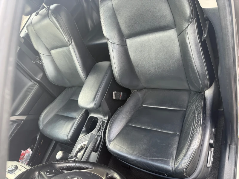 Toyota Rav4, снимка 10 - Автомобили и джипове - 51491327