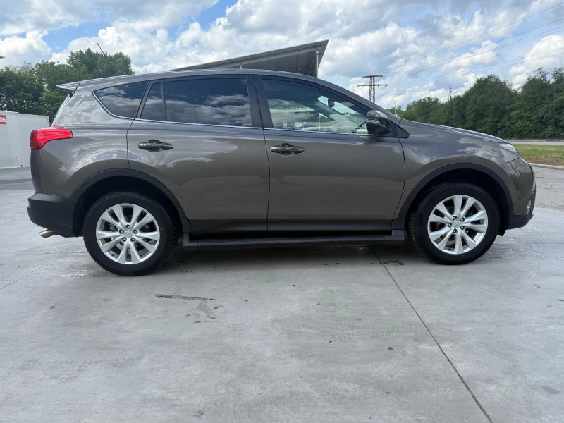 Toyota Rav4, снимка 6 - Автомобили и джипове - 51491327