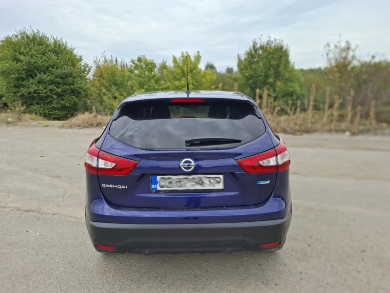 Nissan Qashqai, снимка 4 - Автомобили и джипове - 52404938