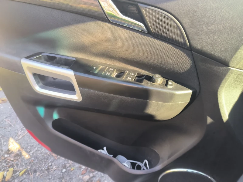 Opel Antara, снимка 6 - Автомобили и джипове - 52433872