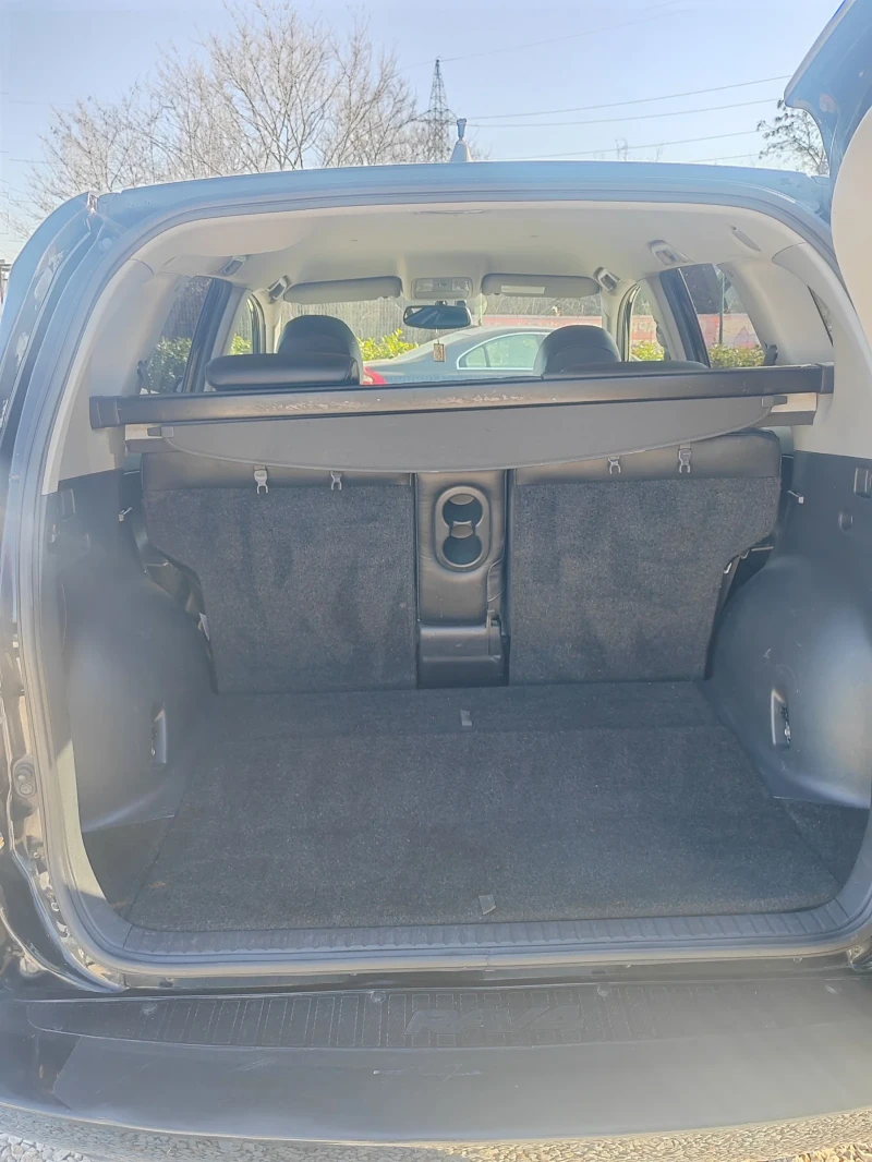 Toyota Rav4 2.2, 177к.с., снимка 7 - Автомобили и джипове - 53192142