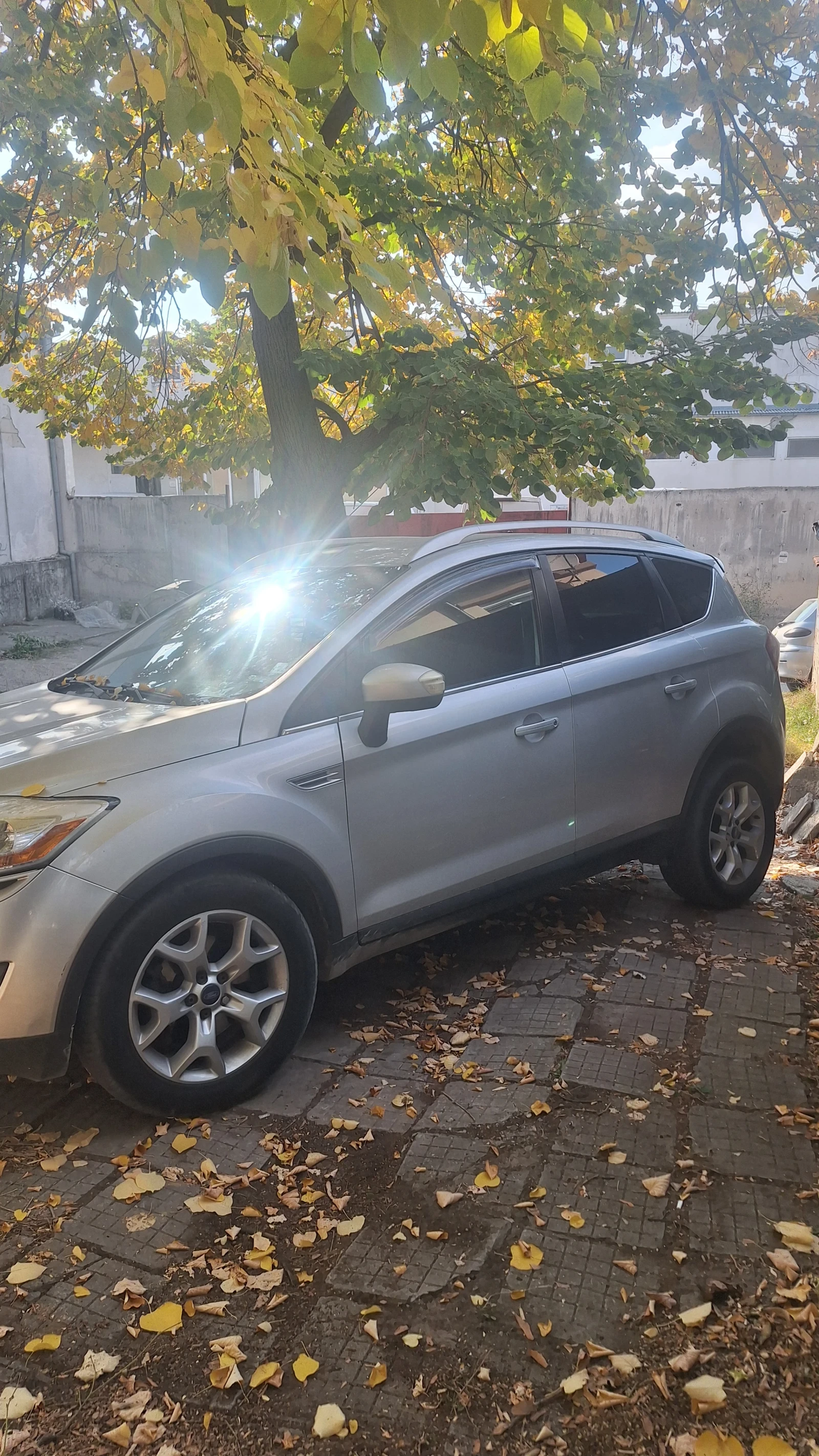 Ford Kuga  - изображение 2