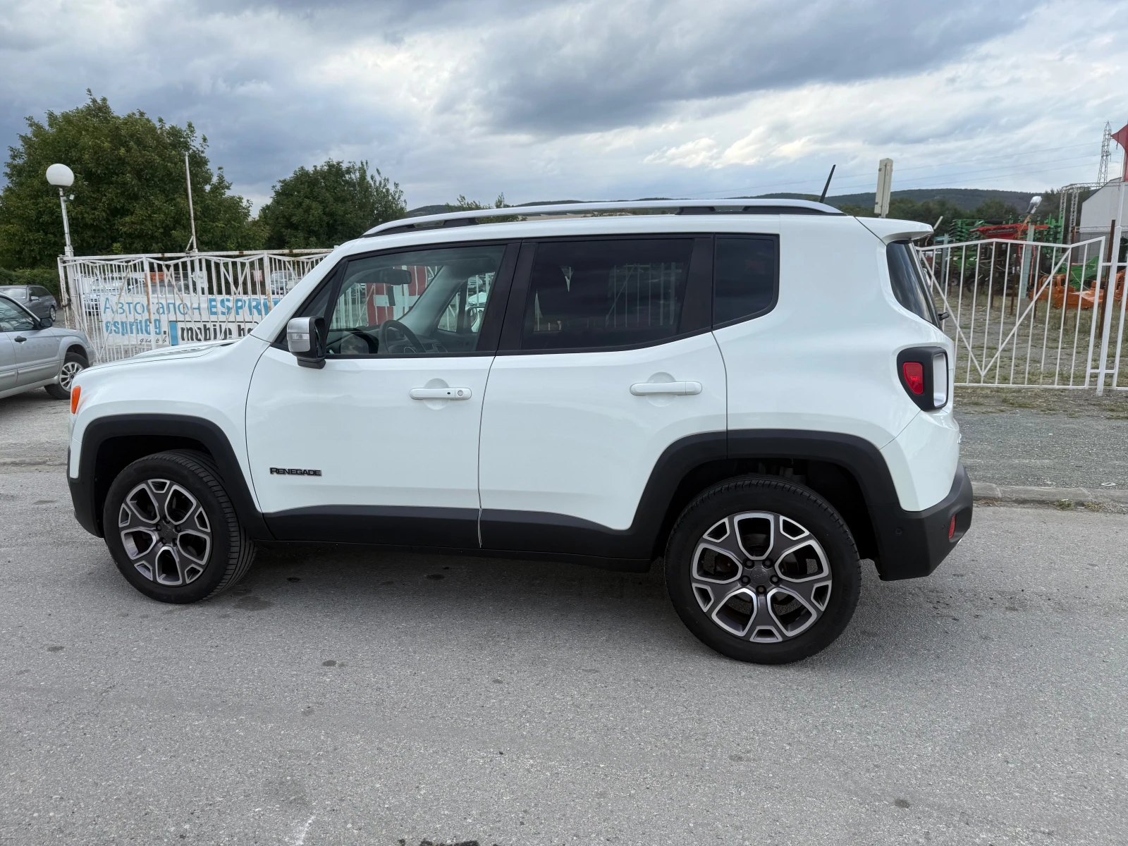 Jeep Renegade LIMITED ШВЕЙЦАРИЯ - изображение 2