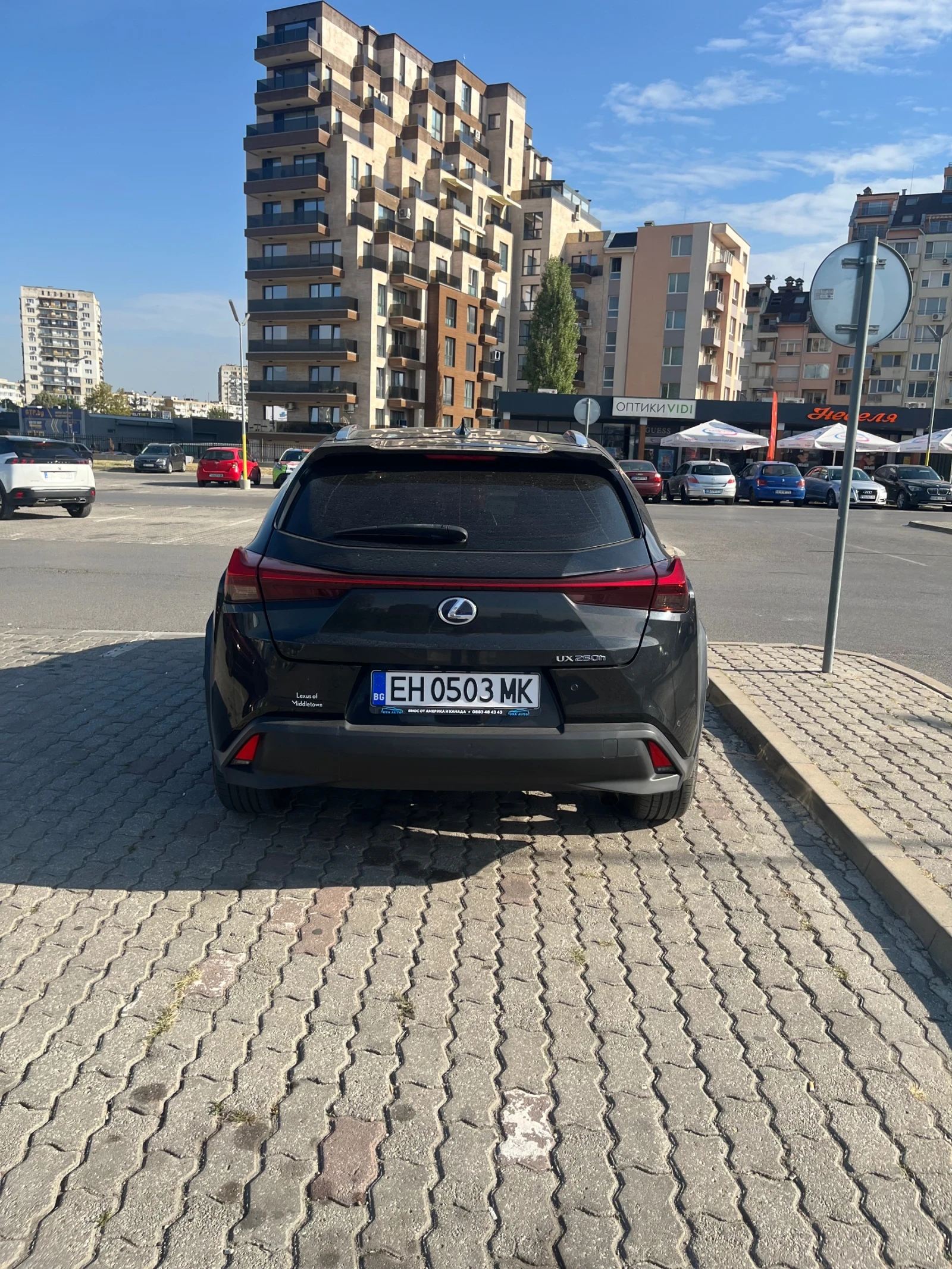 Lexus UX 250h  - изображение 2