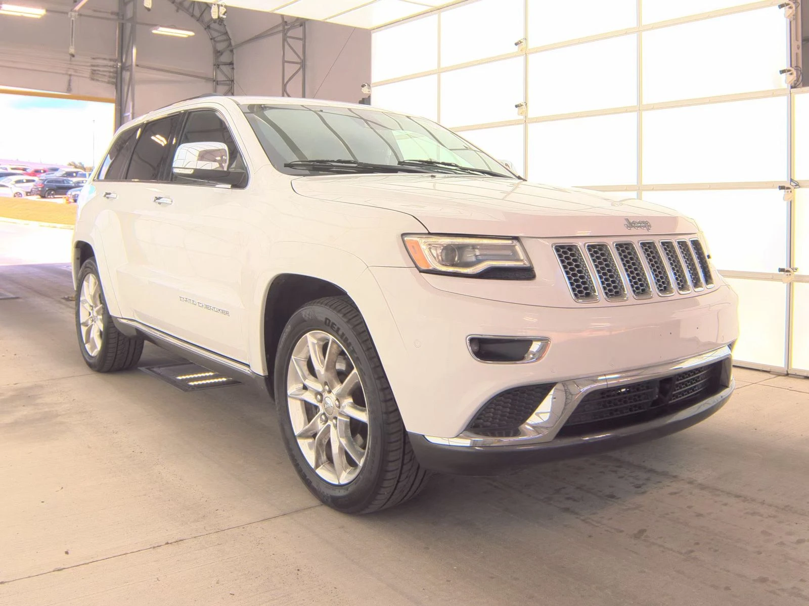 Jeep Grand cherokee Summit 5.7 HEMI* Обдух* 8ZF* Въздух* Дистроник*  - изображение 3
