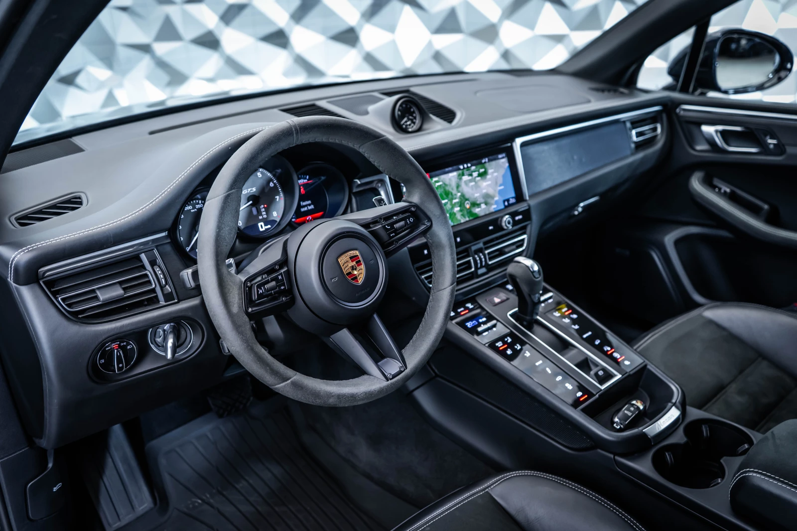 Porsche Macan GTS Bose* Pano, снимка 8 - Автомобили и джипове - 54832290