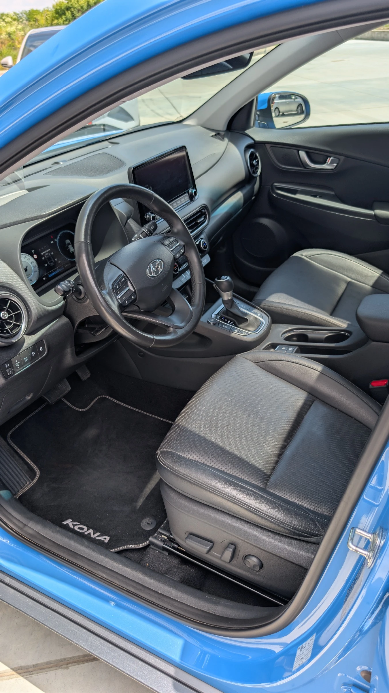 Hyundai Kona Premium 4WD, снимка 10 - Автомобили и джипове - 55049772