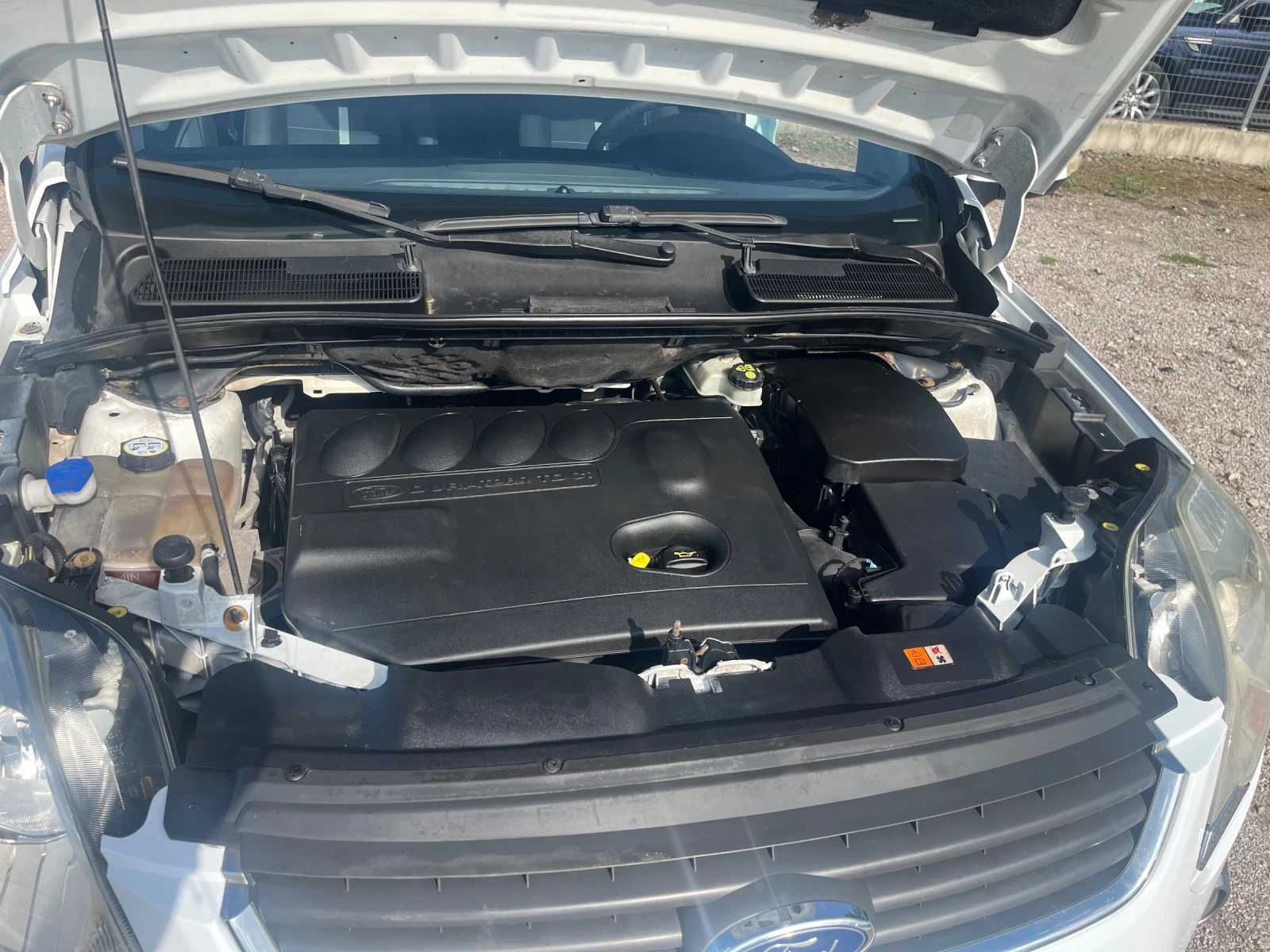 Ford Kuga 2.0TDCI-136-ITALIA, снимка 15 - Автомобили и джипове - 55140608