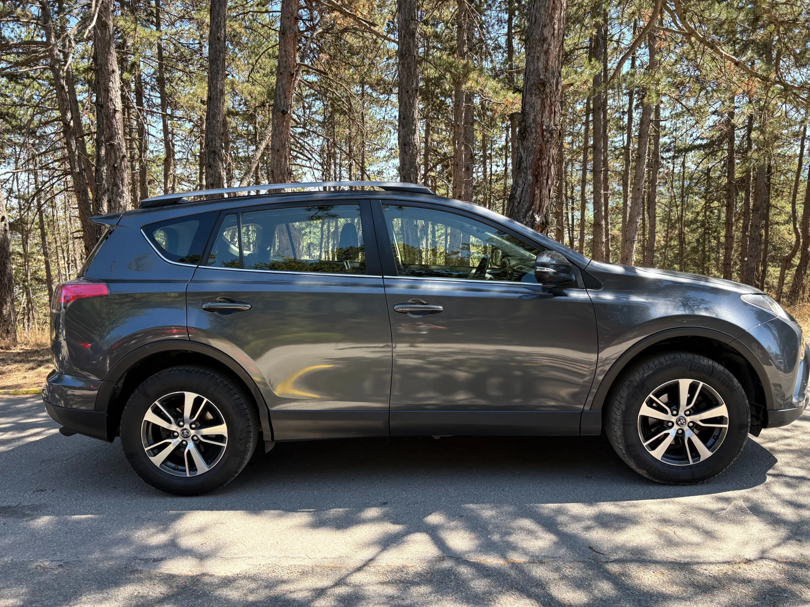 Toyota Rav4, снимка 4 - Автомобили и джипове - 55691670