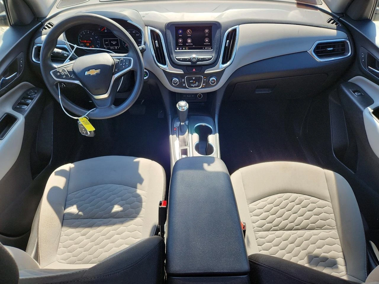 Chevrolet Equinox 1.5l Ls, снимка 8 - Автомобили и джипове - 56074661