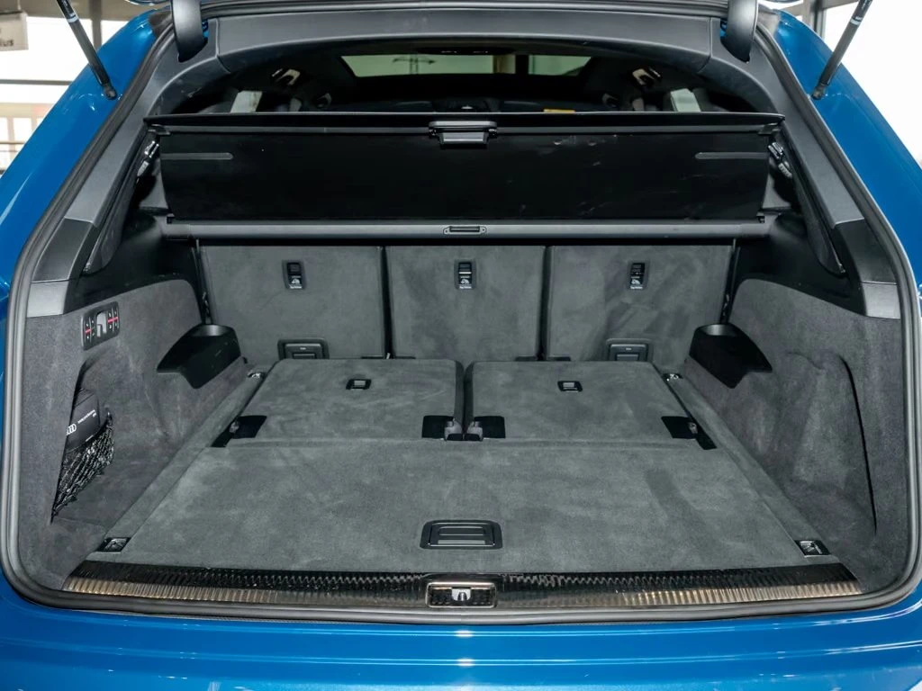 Audi Q7 55 TFSI/ S-LINE/ BLACK OPTIC/ MATRIX/ HUD/PANO/360, снимка 10 - Автомобили и джипове - 56137539