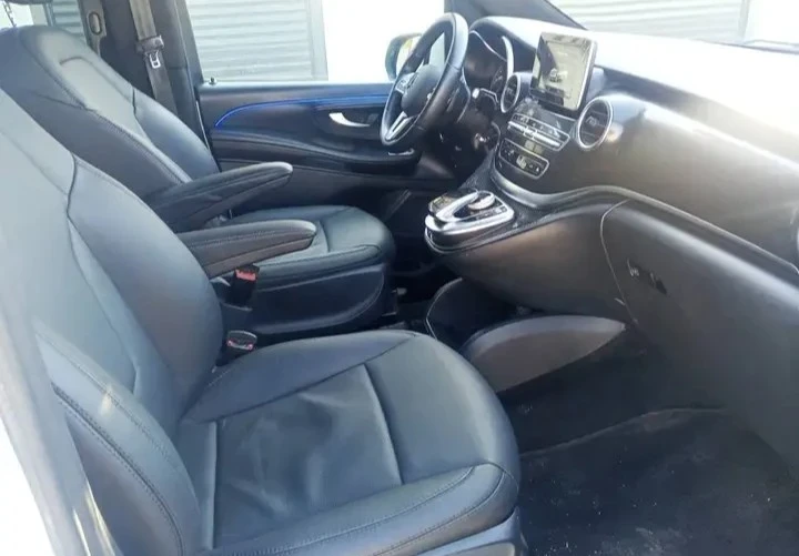 Mercedes-Benz V 250  - изображение 4