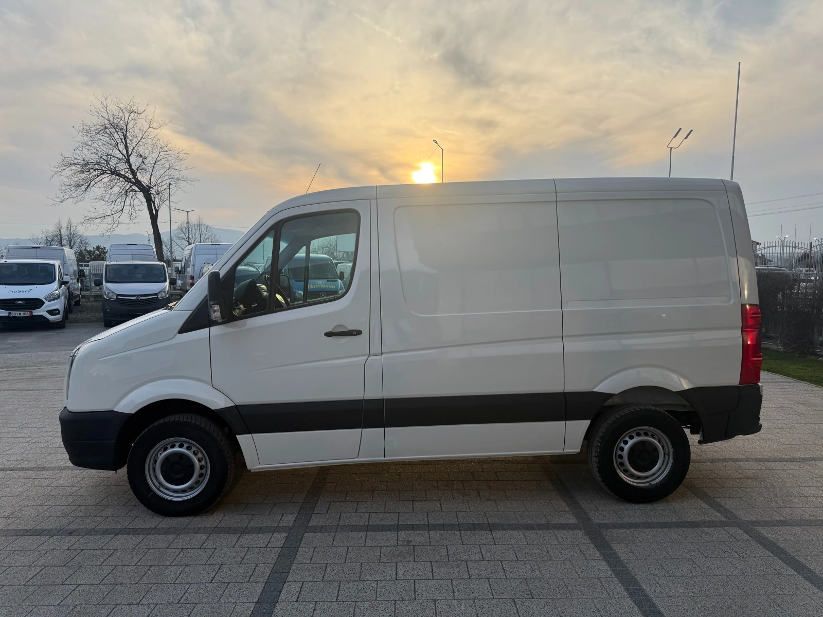 VW Crafter 2.5TDI 163к.с. Климатроник L1H1  Euro 5 - изображение 4