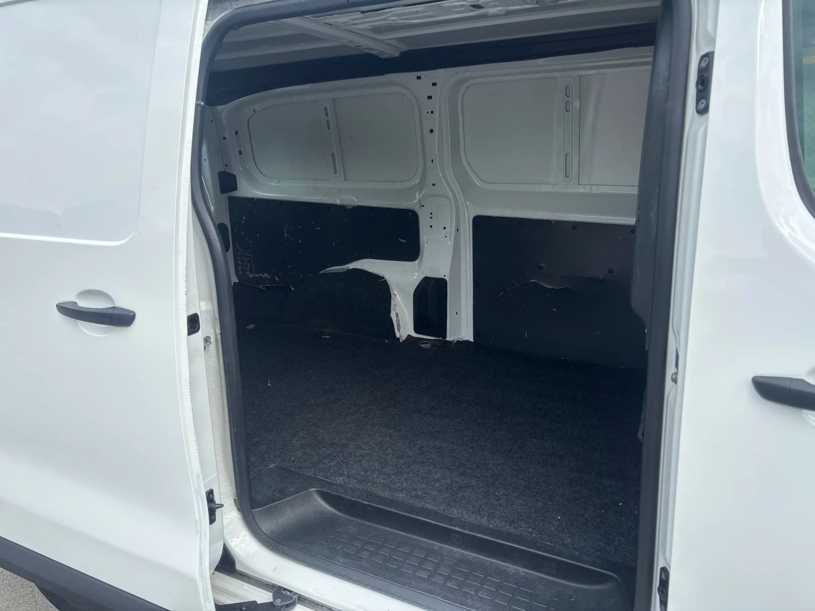 Toyota Proace 2.0D 122кс МАКСИ КАМЕРА НАВИ ЕВРО 6, снимка 8 - Бусове и автобуси - 55377365