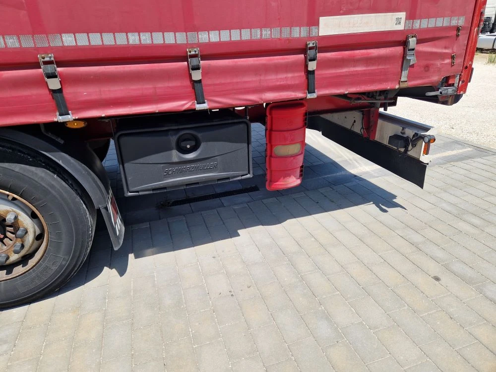 Полуремарке Schwarzmuller J Serie, снимка 6 - Ремаркета - 55324394