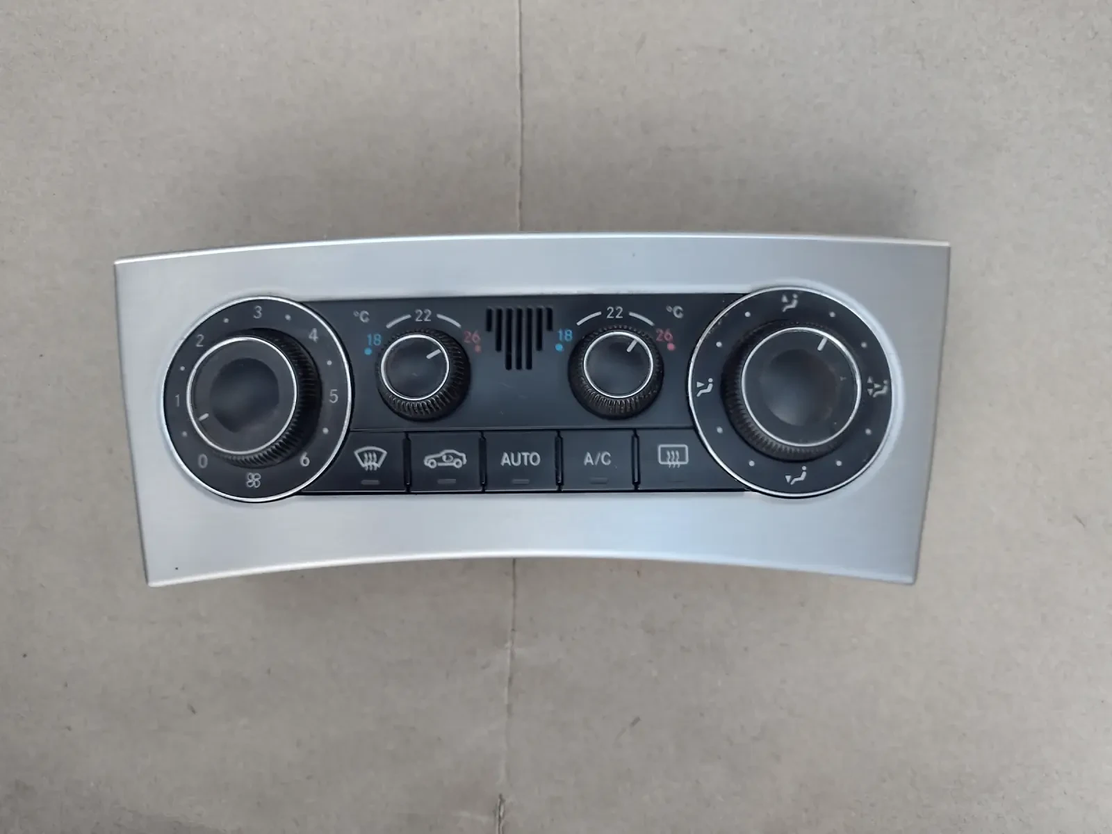 A2038303485   Mercedes-Benz C-Class W203  F011500039 | Mobile.bg   1