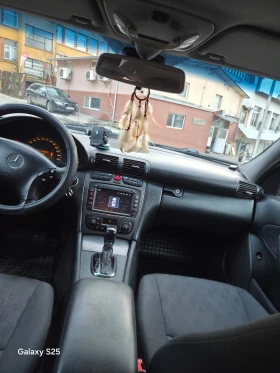 Mercedes-Benz C 220, снимка 11