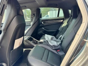 Porsche Panamera 4  CARFAX, снимка 11