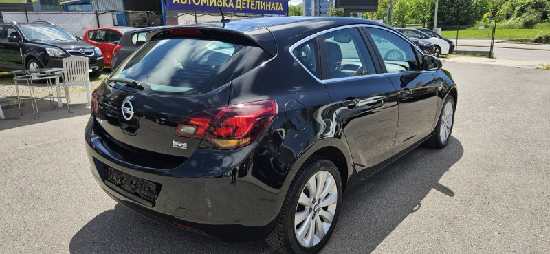 Opel Astra 1.4i* GPL* 101hp* COSMO* , снимка 8 - Автомобили и джипове - 45683890