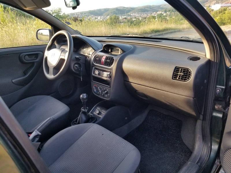 Opel Corsa 1.7 DTI, снимка 8 - Автомобили и джипове - 46305377