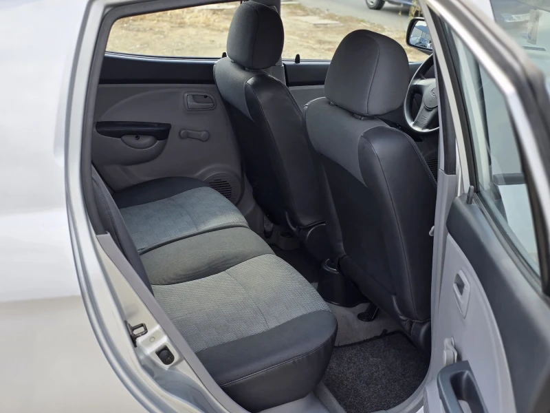 Kia Picanto 1.1i 70hp, снимка 10 - Автомобили и джипове - 50714639