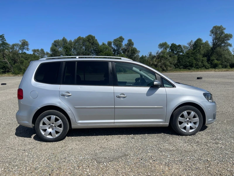 VW Touran 1.4 TSI, снимка 4 - Автомобили и джипове - 52879493