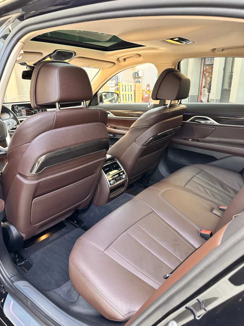 BMW 750 Внос от Германия, снимка 8 - Автомобили и джипове - 52630950