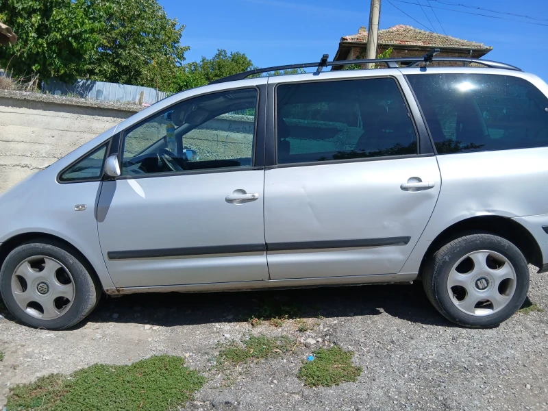 VW Sharan, снимка 3 - Автомобили и джипове - 52662042
