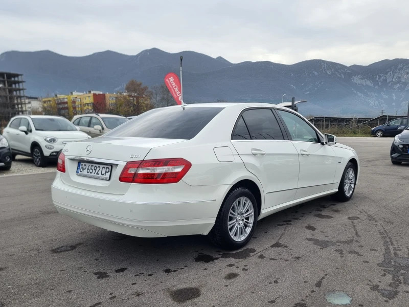 Mercedes-Benz E 200 2.2CDI, снимка 7 - Автомобили и джипове - 52447655