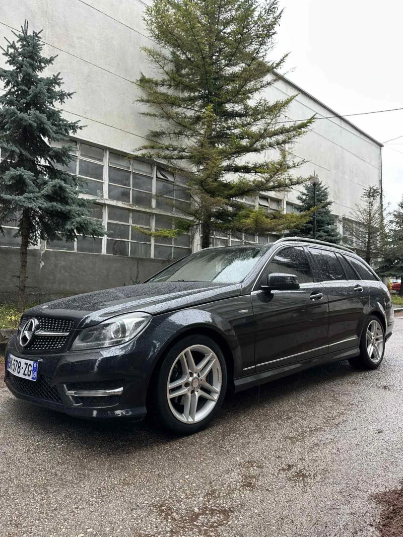 Mercedes-Benz C 220 AMG/AVANGARDE/FACE/ПАНОРМА, снимка 3 - Автомобили и джипове - 52582651