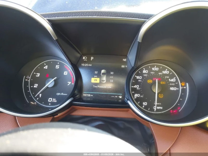 Alfa Romeo Giulia 2l Sport Rwd, снимка 7 - Автомобили и джипове - 53168933