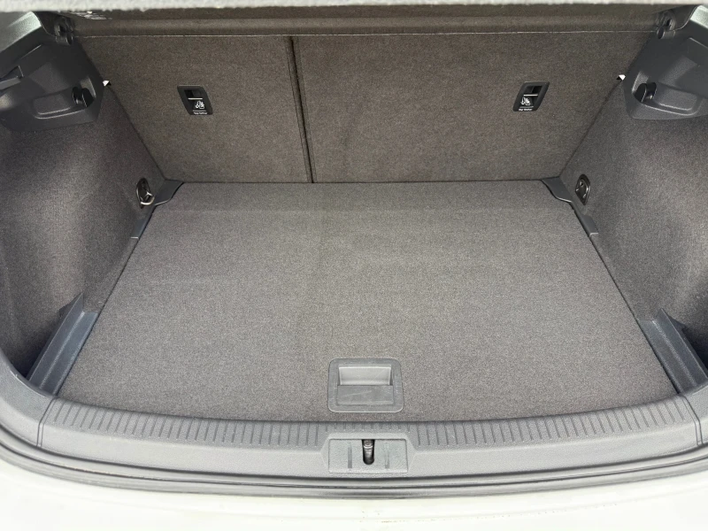 VW Golf TDI Темпомат Италия, снимка 15 - Автомобили и джипове - 53440570