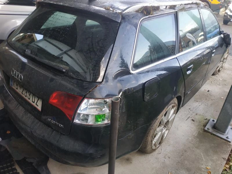 Audi A4 2.0 tdi S-LINE, снимка 3 - Автомобили и джипове - 49398457