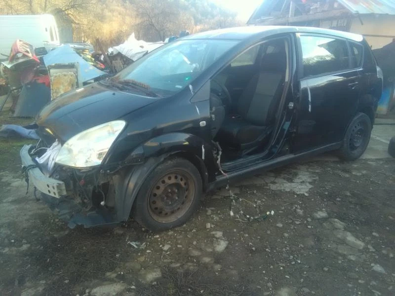 Toyota Corolla verso, снимка 1 - Автомобили и джипове - 41057865