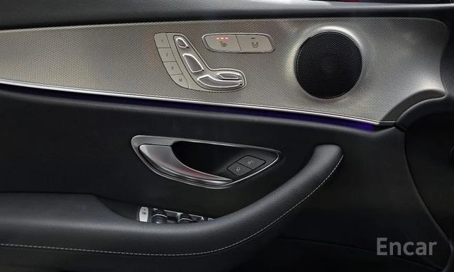 Mercedes-Benz E 200 E-Class E200 Avantgarde, снимка 8 - Автомобили и джипове - 54176450