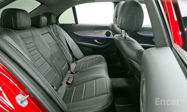 Mercedes-Benz E 200 E-Class E200 Avantgarde, снимка 14 - Автомобили и джипове - 54176450