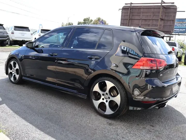 VW Golf R| От Дилърство| На Лизинг от 250Евро/месец, снимка 4 - Автомобили и джипове - 54450725